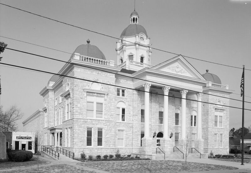 Historic Alabama courthouse exterior